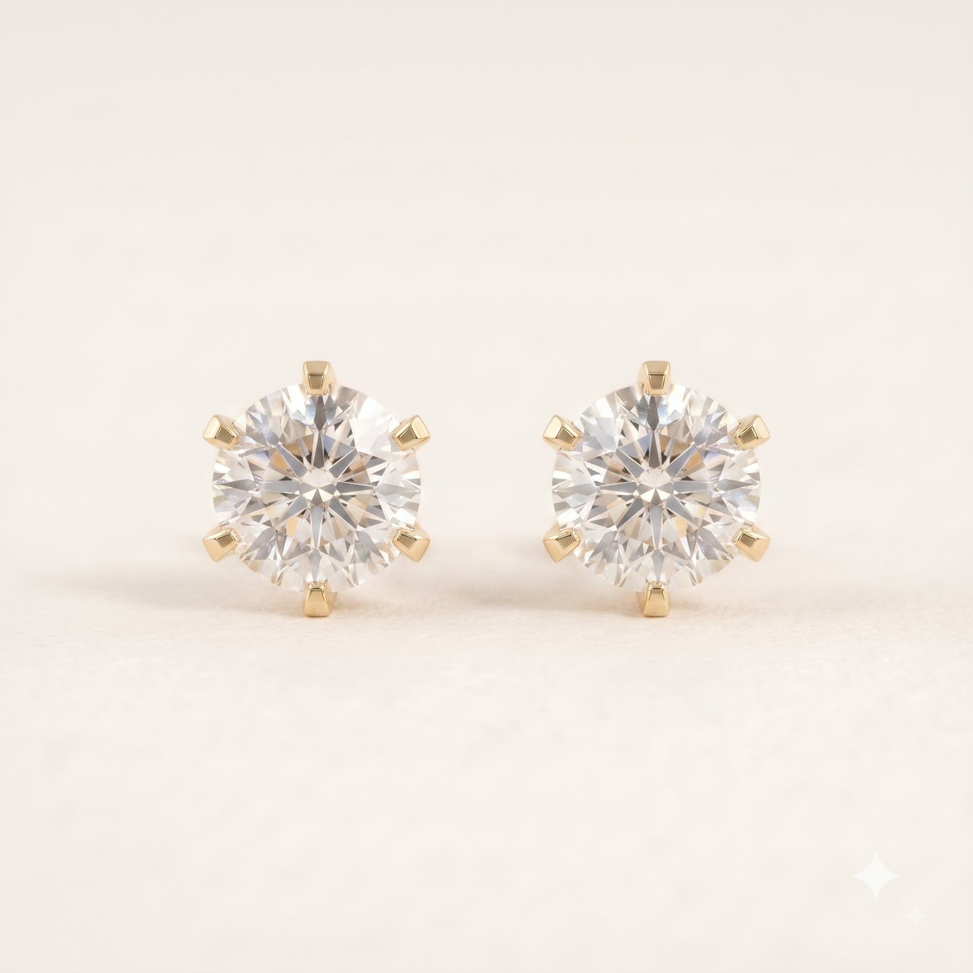Jalli Filigree Tops — Intricate lattice-work studs in handmade 22kt gold by Chawla Jewellers